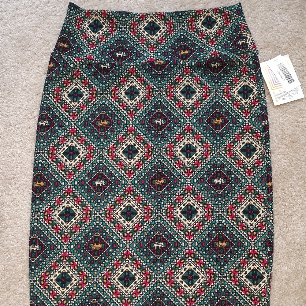 NWT Lularoe Cassie skirt